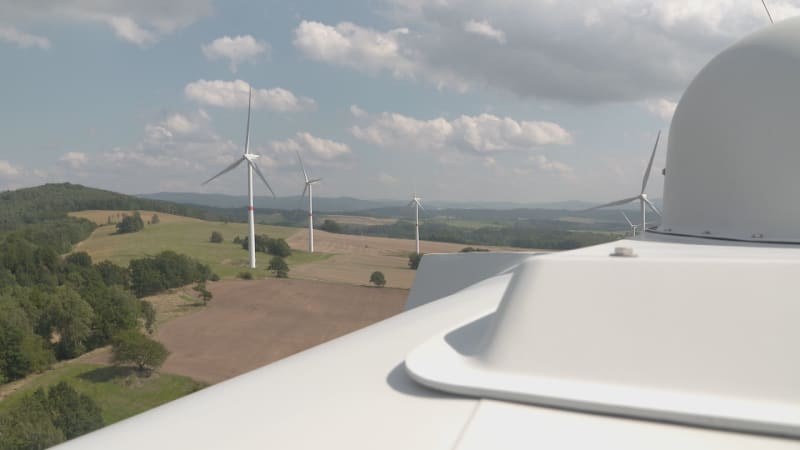 Občané odmítli větrníky, obec je prý přesto chce postavit. Lživé informace, tvrdí zastupitel