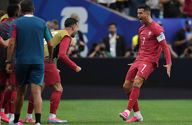 Ronaldo opět při chuti! Góly na šestém MS v řadě překonal vytrvalostní rekord