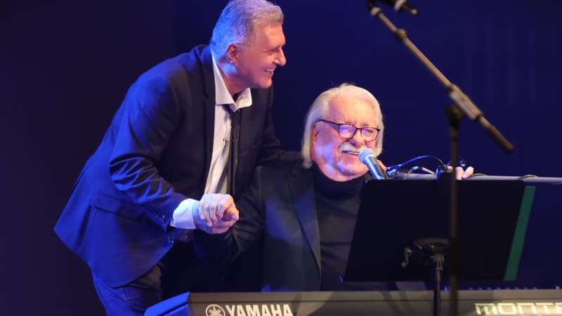 Přemohly ho duševní problémy. Zpěvák Marcel Zmožek končí, rodina zveřejnila emotivní vzkaz